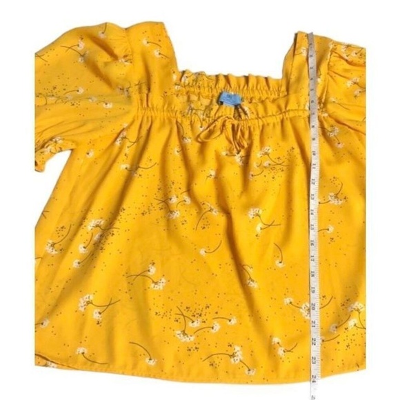 CeCe Square Neck Cap Sleeves Floral Yellow Golden Hour Blouse Top Size Medium - Picture 3 of 6